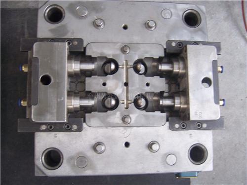 科翔模具告訴您，如何提高模具零配件加工質(zhì)量？